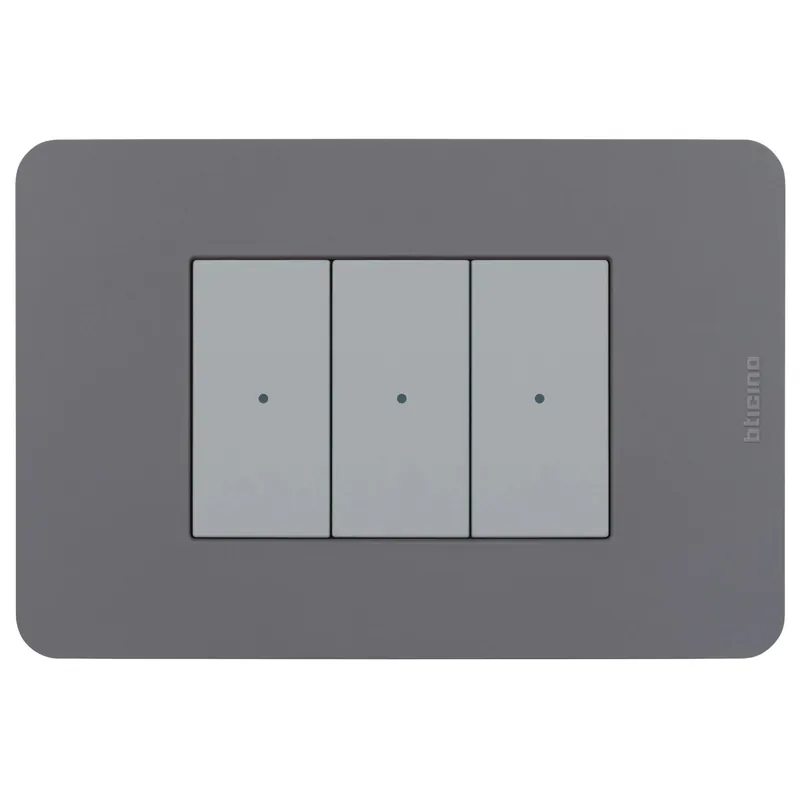 Placca 3 moduli Bticino MatixGO tecnopolimero Tortora Merkproduct