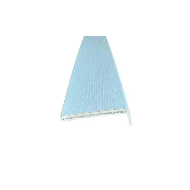 Coprifilo liscio listellare laminato Bianco Matrix alt 9 cm con aletta Korting