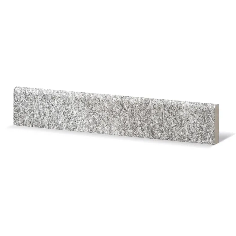 Tijdelijk Beschikbaar Battiscopa in gres porcellanato Pietra di Luserna grigio 9,5x40 cm