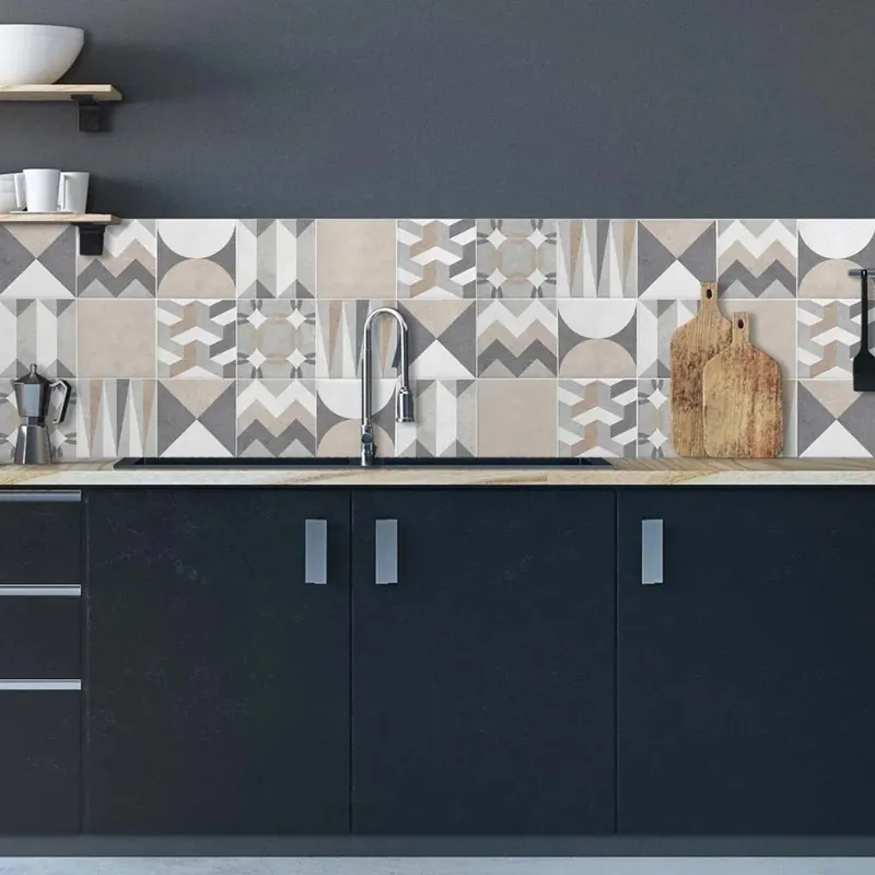 Paraschizzi Autoadesivo ignifugo Geometric Tiles 180x60 cm Betrouwbaar