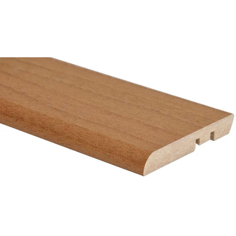 Aanbieding Battiscopa in MDF rivestito noce chiaro H 6,5 cm